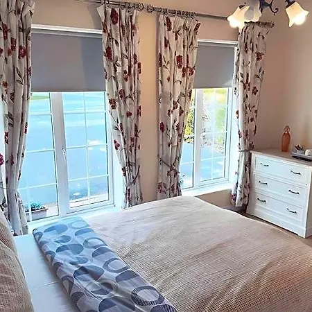 Hazelbrook Bed & Breakfast