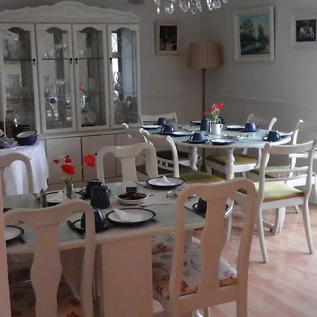 Hazelbrook Bed & Breakfast