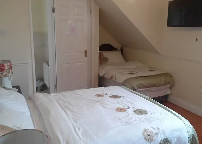 Hazelbrook Вотафорд