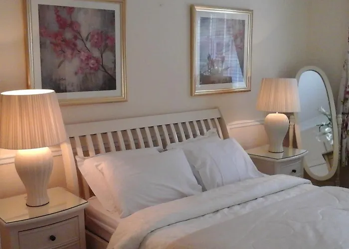 Hazelbrook Вотафорд